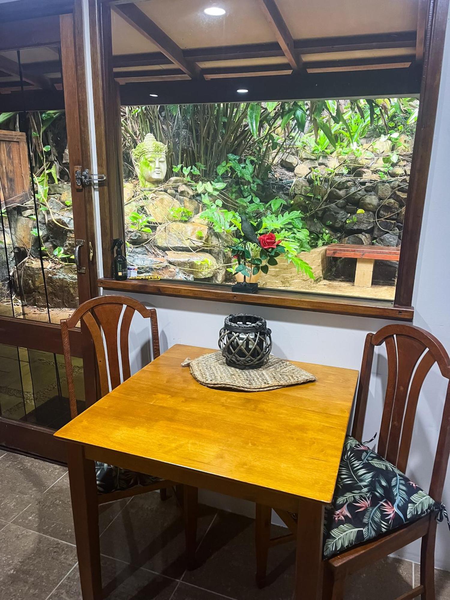 Whitsundays Bnb Retreat Airlie Beach Buitenkant foto